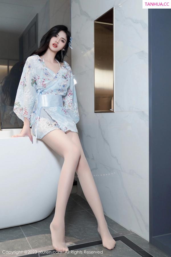 李浅浅  [XiuRen]高清写真图 2023.06.15 No.6924 浅浅Danny 丝袜美腿第10张图片